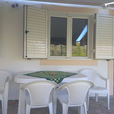 Roula'S Rooms Aegina Dış mekan fotoğraf